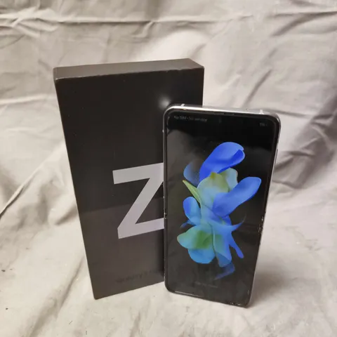 SAMSUNG GALAXY Z FLIP3 SMARTPHONE