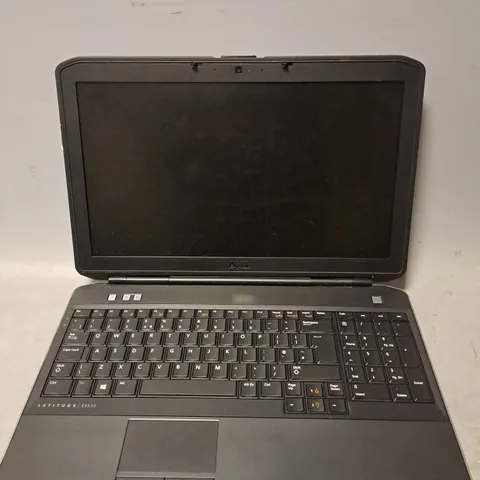 DELL LATITUDE E5530 LAPTOP