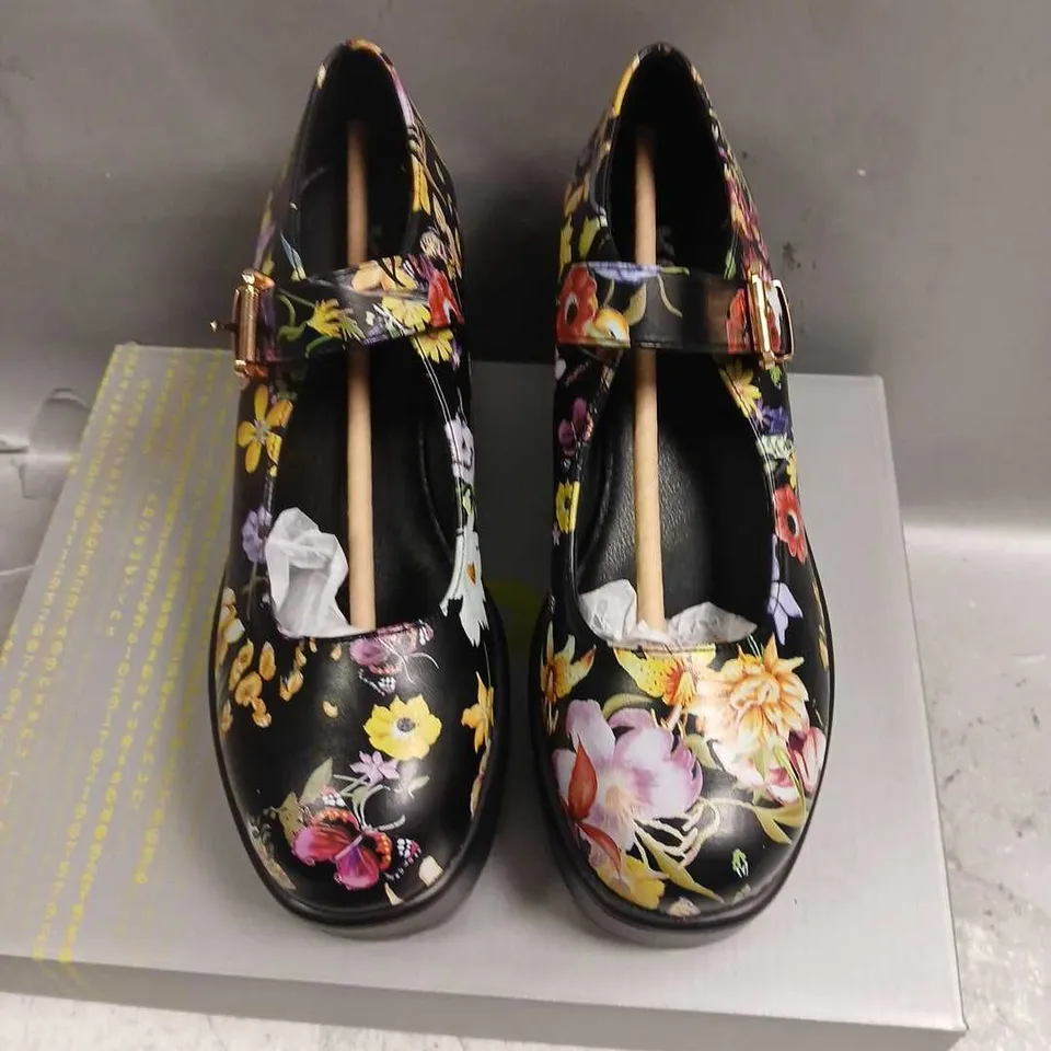 BOXED KOI TIRA MARY JANE SHOES FLORAL EDITION SIZE 5