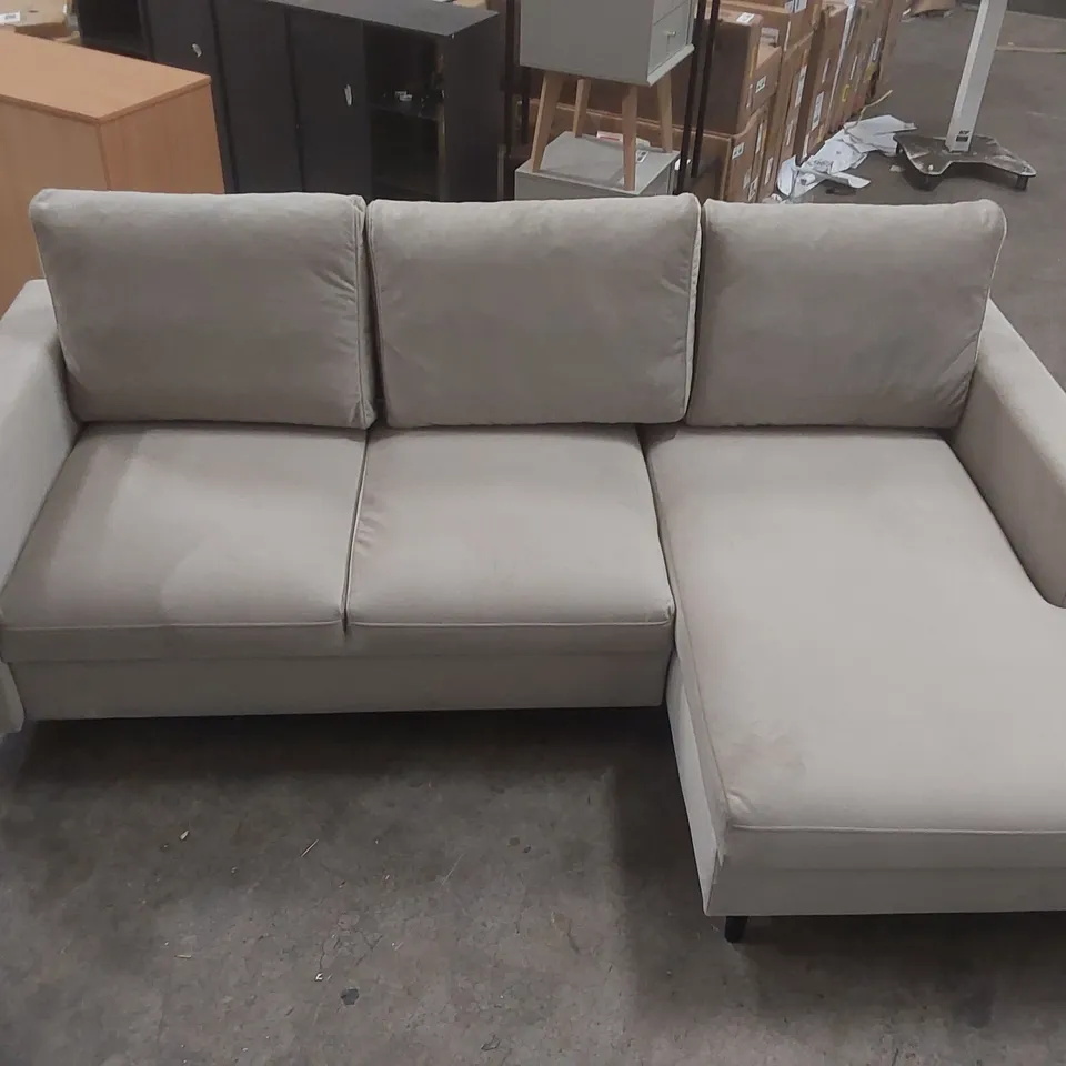 QUALITY DESIGNER VELVET UPHOLSTERED SOFA BED WITH STORAGE