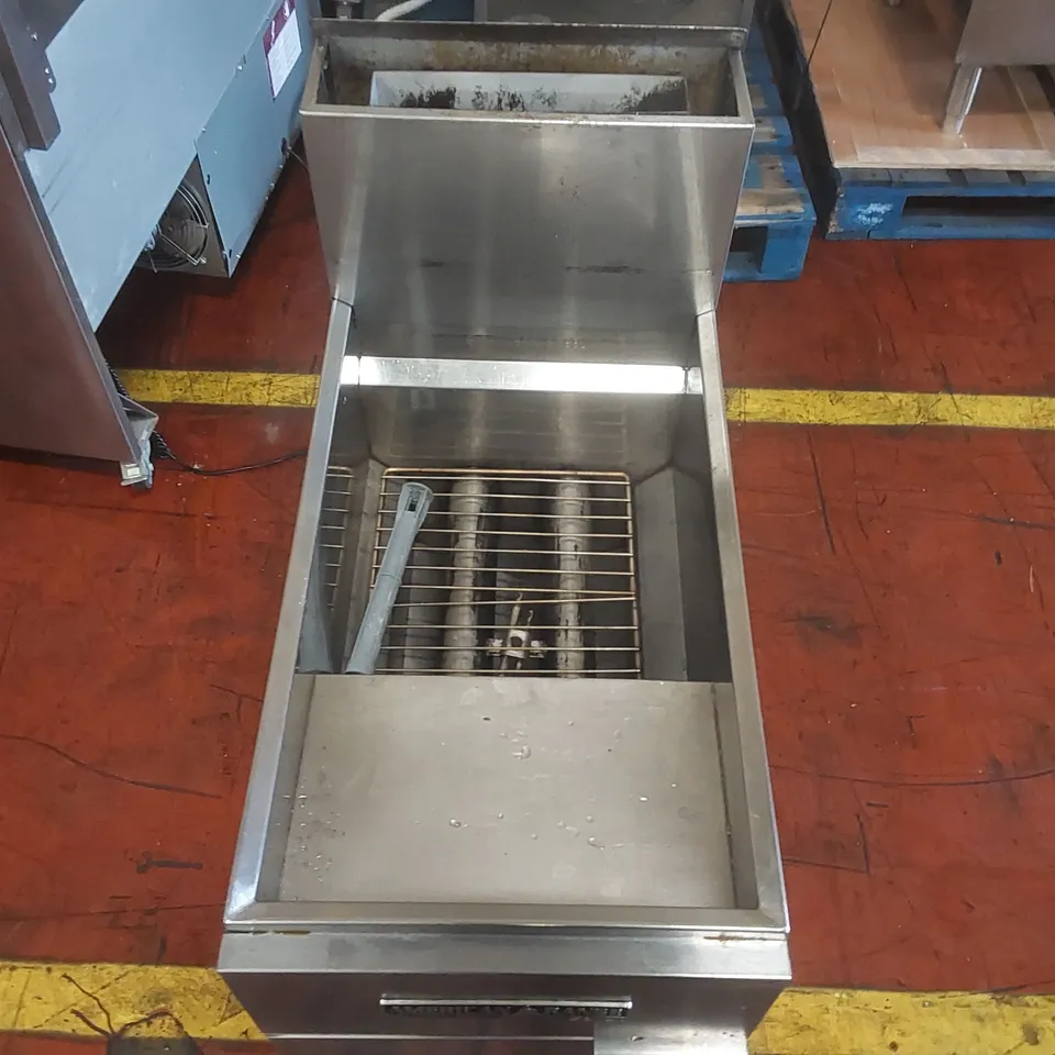 AMERICAN RANGE GAS FRYER SINGLE TANK NAT GAS