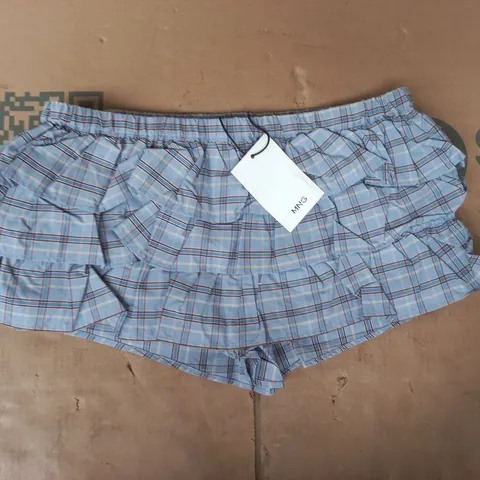 MANGO WOMENS SHORTS IN BLUE CHECK SIZE MEDIUM