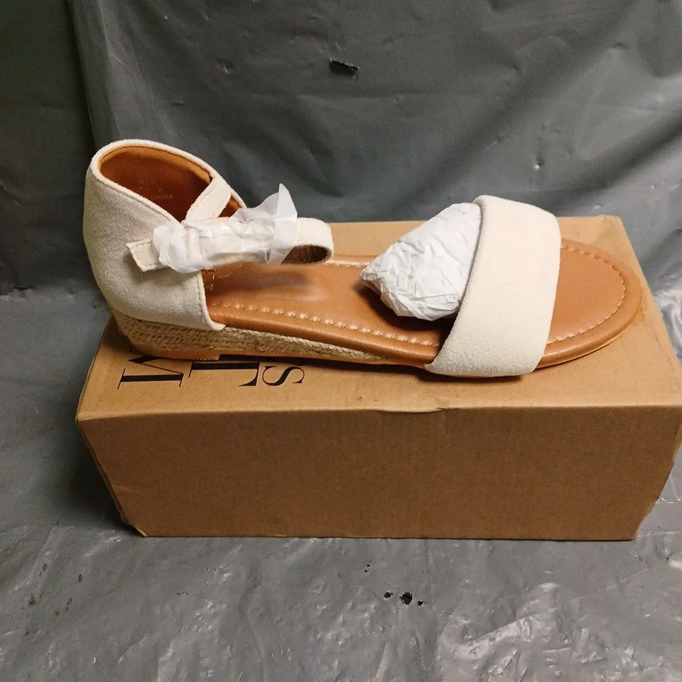 BOXED PAIR OF WHERE'S THAT FROM OPEN TOE SANDALS - 6
