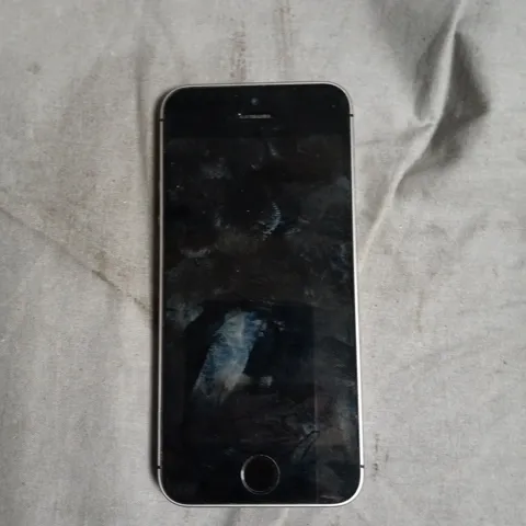 APPLE IPHONE SE SMARTPHONE