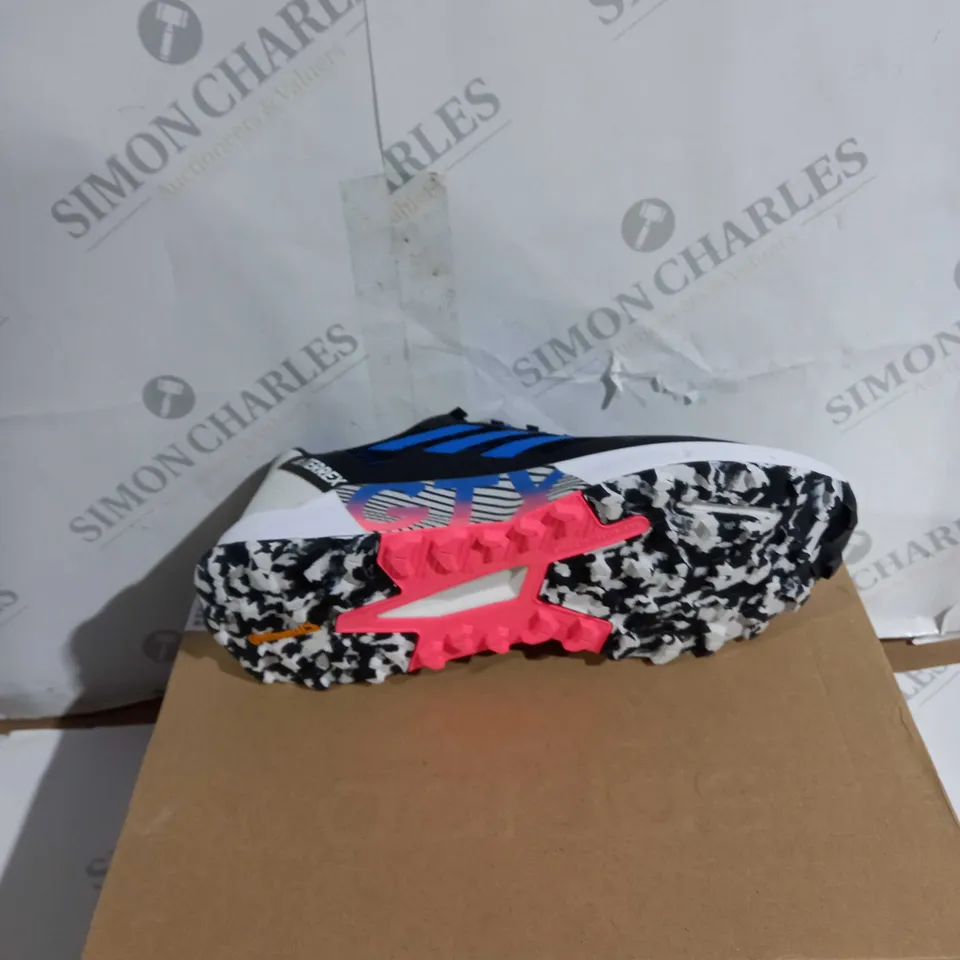 BOXED PAIR OF ADIDAS TERREX GORE-TEX 340 UK 9