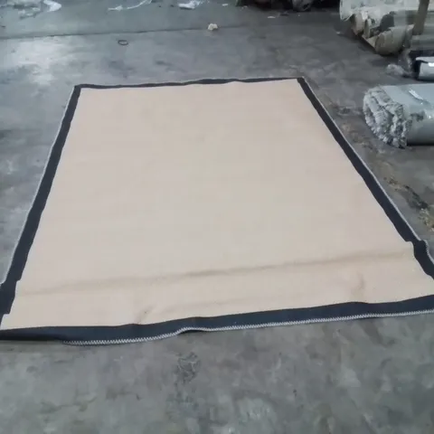 QUALITY DESIGNER AREA RUG - APPROXIMATELY 224x160