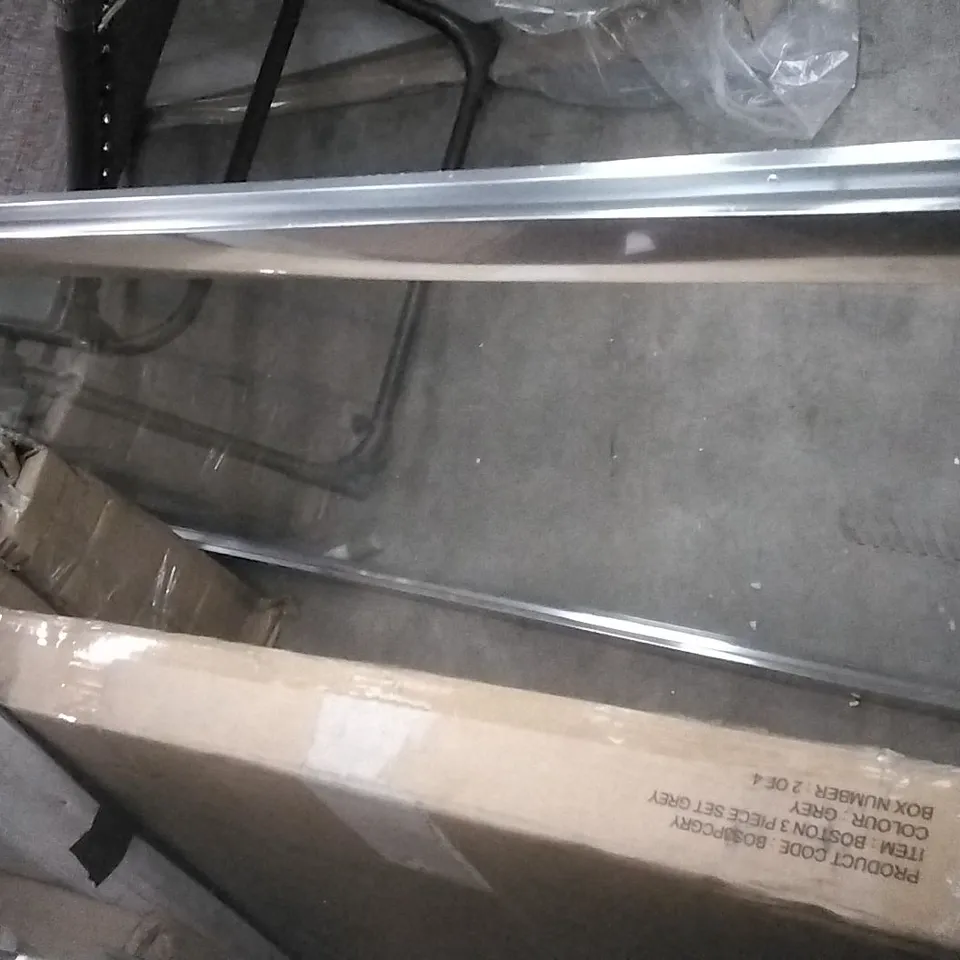 GLASS SHOWER PANEL