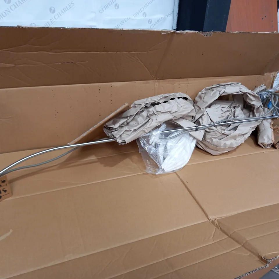 ORIGINAL BTC FIN CERAMIC FLOOR LIGHT