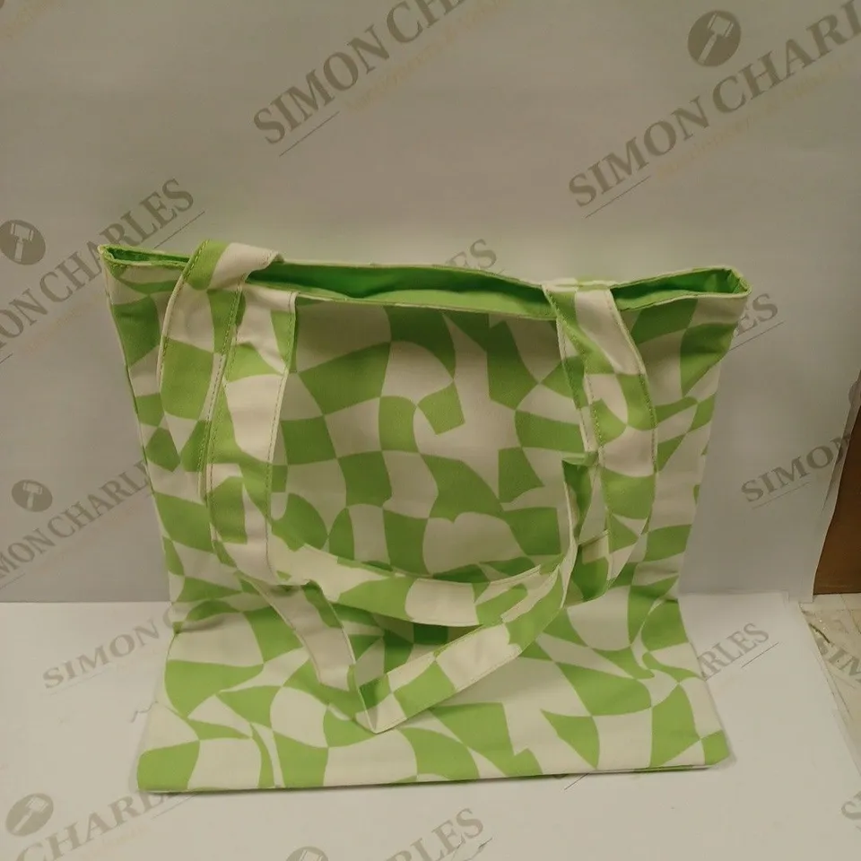 BOX OF 10 BRAND NEW KOI TRIPPY LIME CANVAS SHOPPER BAGS