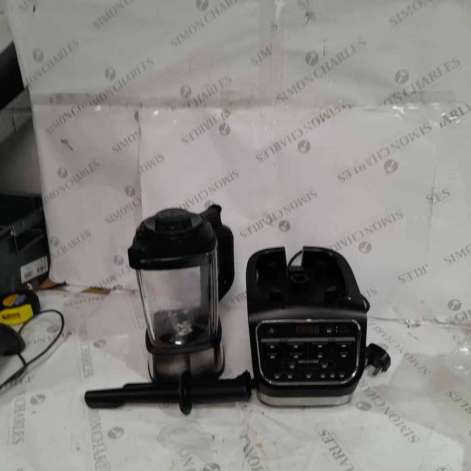 NINJA BLENDER & SOUP MAKER 