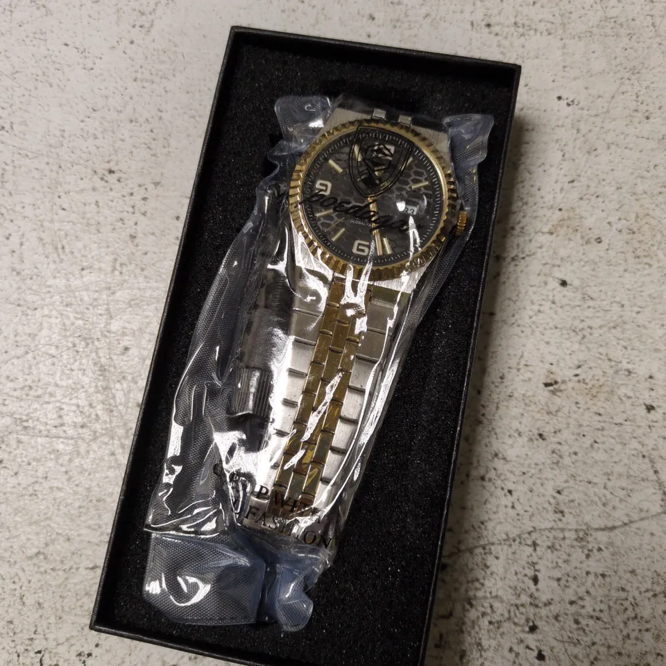POEDAGAR - GOLD-TONE WRISTWATCH IN PRESENTATION BOX