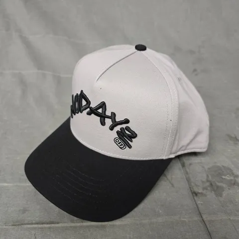 NO DAYS OFF BASEBALL CAP 