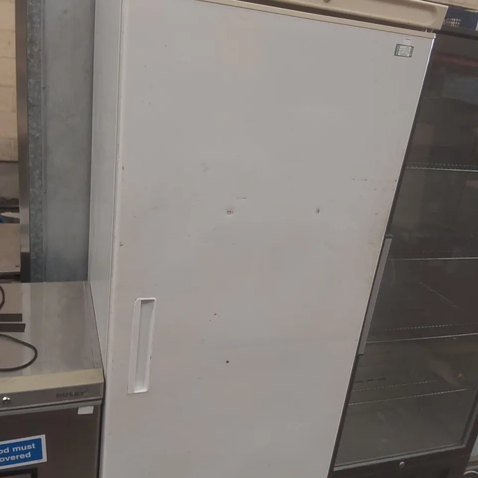 ADEXA HR600 COMMERCIAL REFRIGERATOR