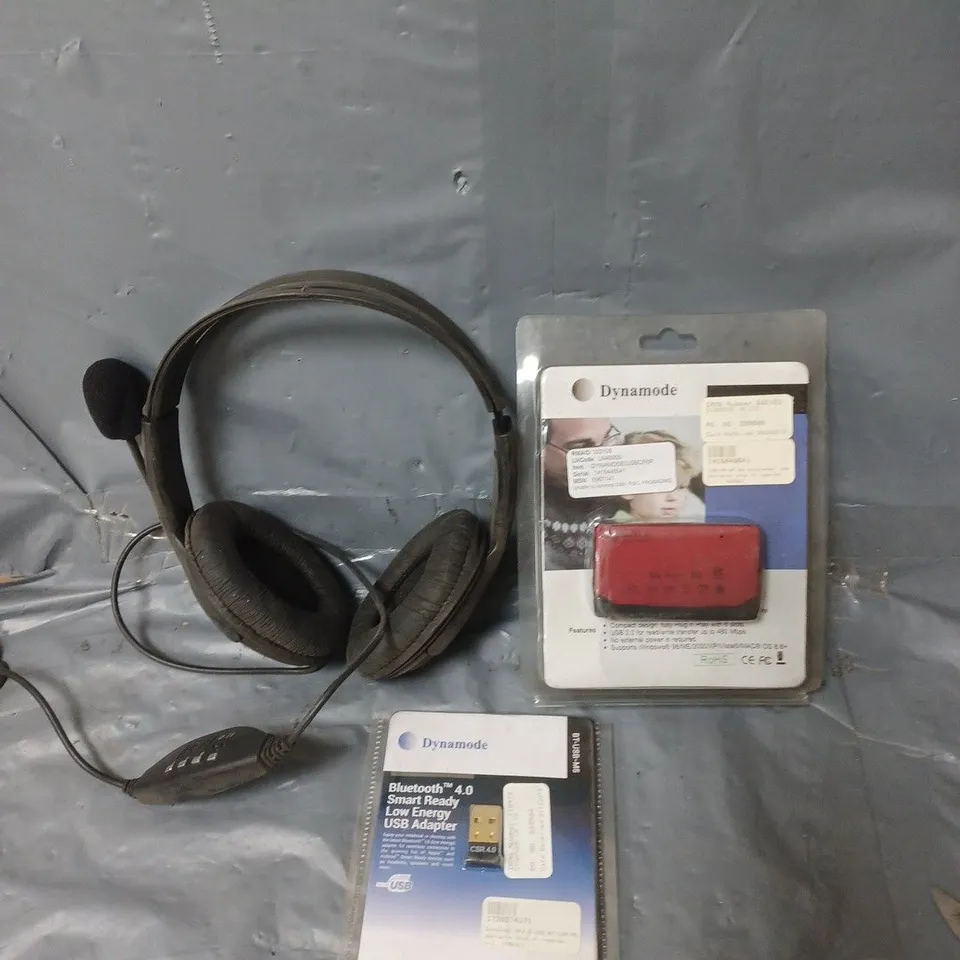 APPROXIMATELY 20 ASSORTED ELECTRICAL ITEMS TO INCLUDE BLUETOOTH ADAPTER, HEADPHONES AND CARD READER
