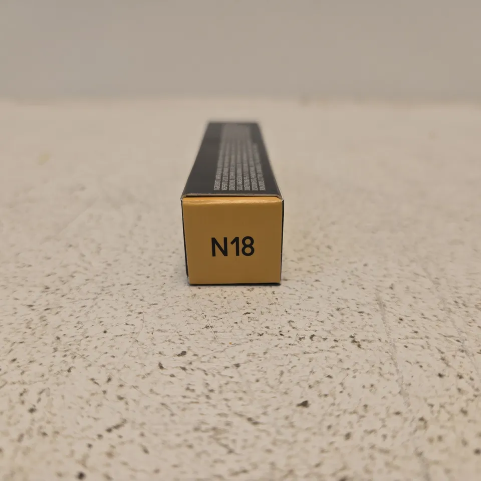 BOXED M.A.C • STUDIO FIX 36HR SMOOTH ANGLES CONCEALER - N18