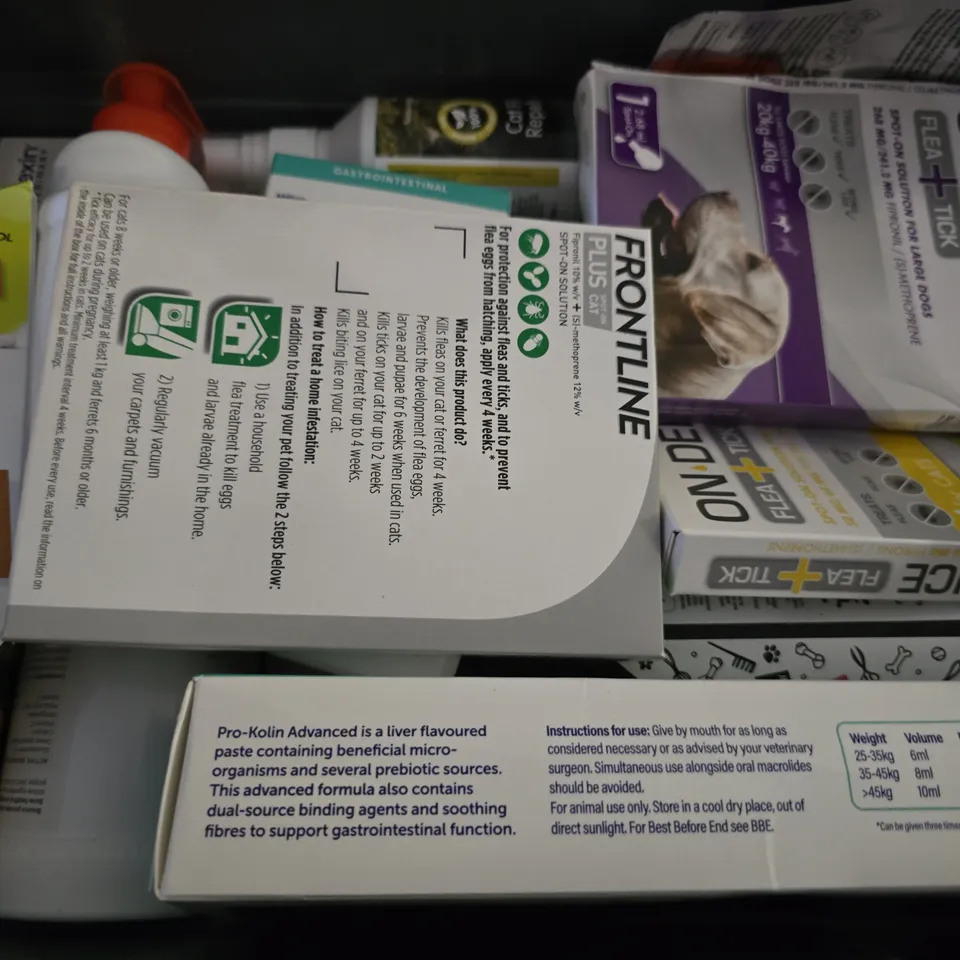 BOX OF APPROXIMATELY 15 ASSORTED PET ITEMS TO INCLUDE - FLEA TICKS , FRONTLINE PLUS CAT , WORMWOOD ADVANCED ETC