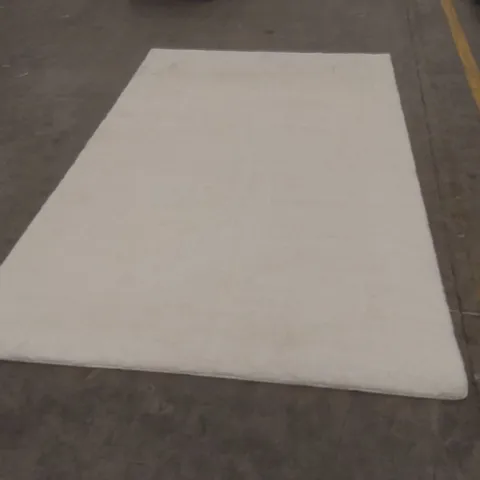 QUALITY DESIGNER AREA RUG - APPROXIMATELY 290 x 180cm