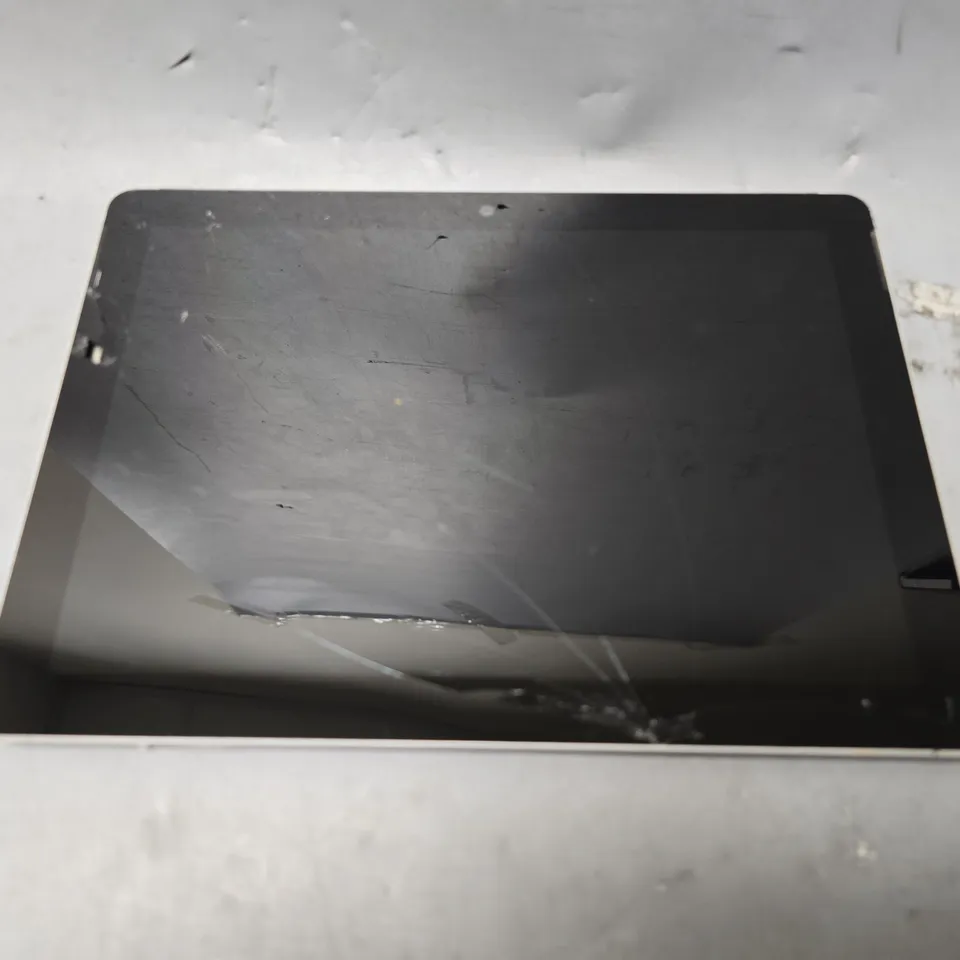 MICROSOFT SURFACE GO 4415Y