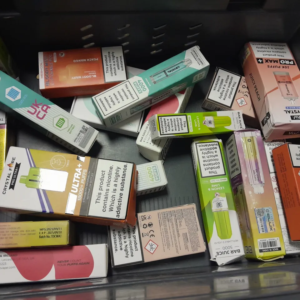 LOT OF APPROXIMATELY 30 ASSORTED E-CIGS TO INCLUDE WGA CRYSTAL PRO MAX+