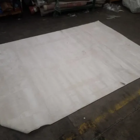 QUALITY DESIGNER AREA RUG APPROXIMATELY 200×290CM