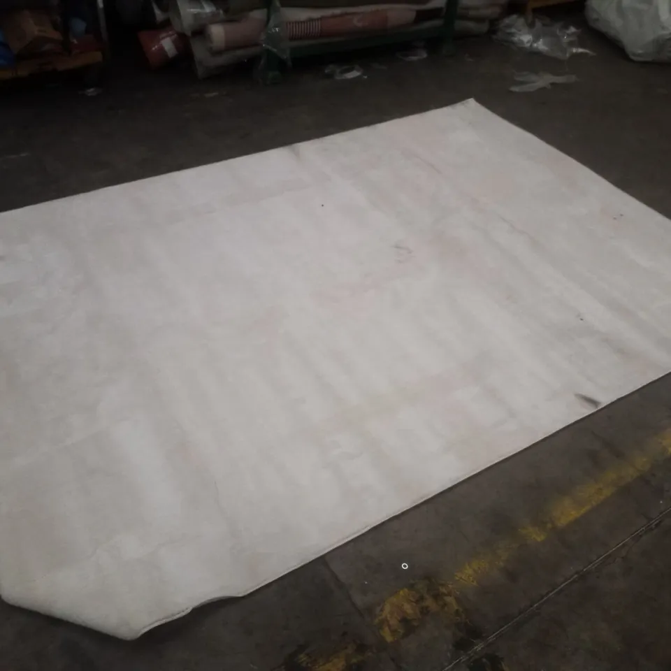 QUALITY DESIGNER AREA RUG APPROXIMATELY 200×290CM