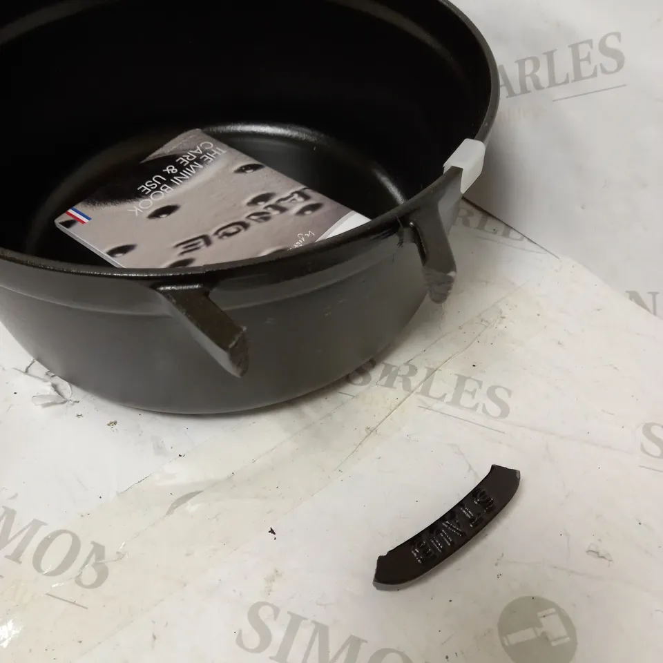 STAUB CAST IRON COOKING POT 