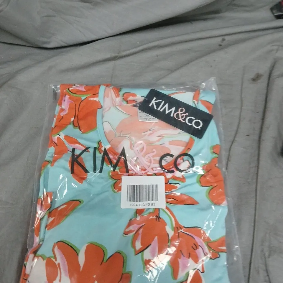 BOX OF APPROXIMATELY 25 KIM & CO PRINT MIDI DRESSES - TURQUOISE MULTI - SIZES MAY VARY