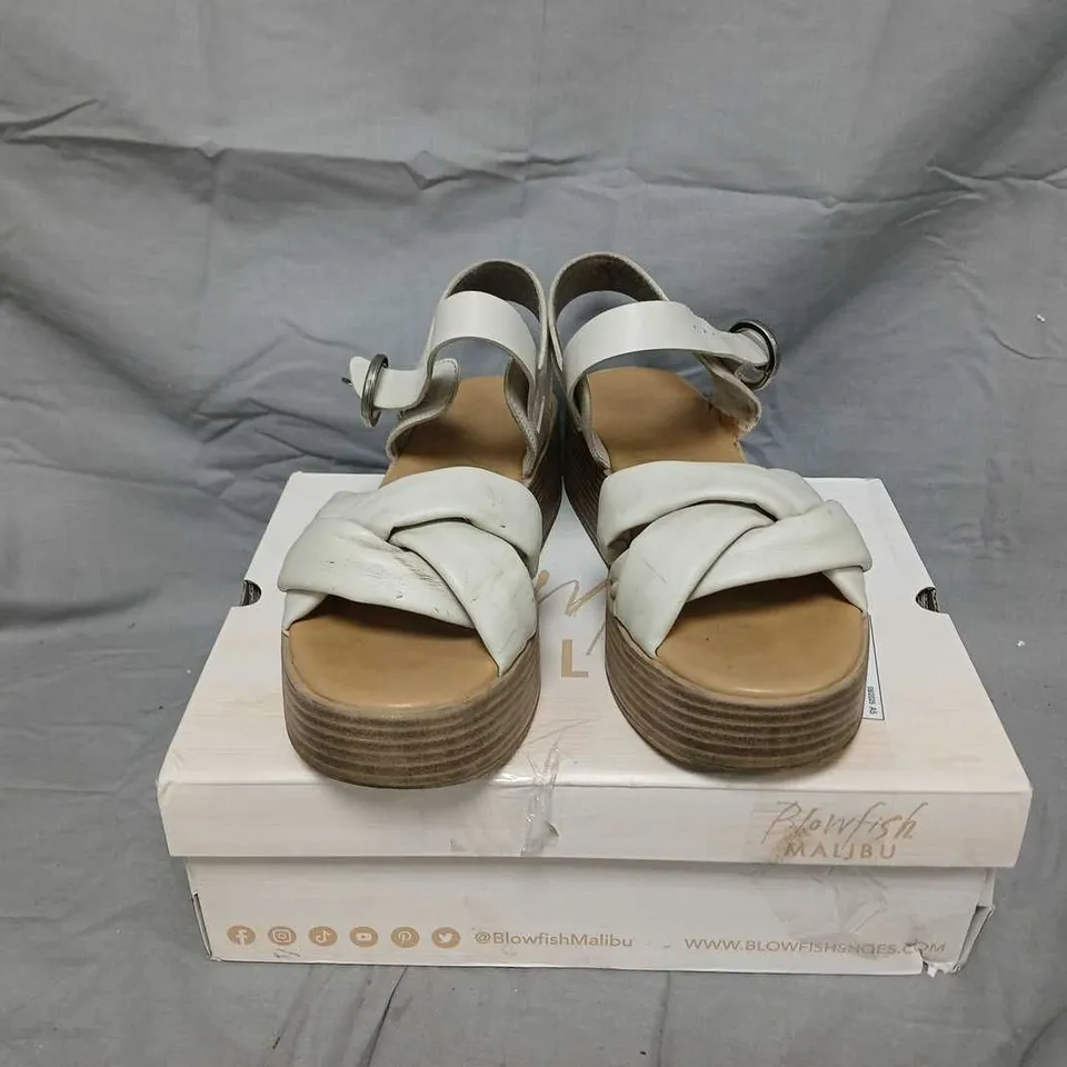 BLOWFISH MALIBU WOMEN'S PLATFORM SANDALS – WHITE, SIZE 5/38
