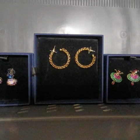 APPROXIMATELY 10 ASSORTED BUTLER AND WILSON JEWELLERY PRODUCTS TO INCLUDE;