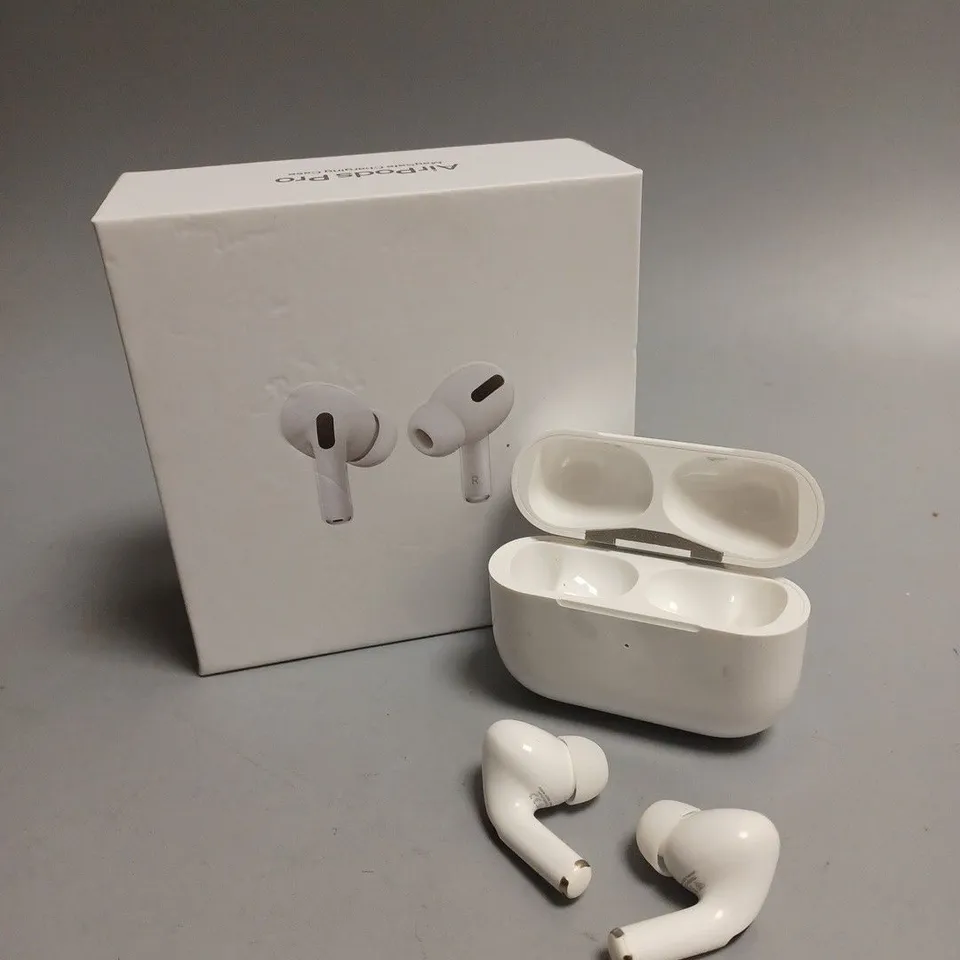 BOXED APPLE AIRPODS PRO WIRELESS EARPHONES 