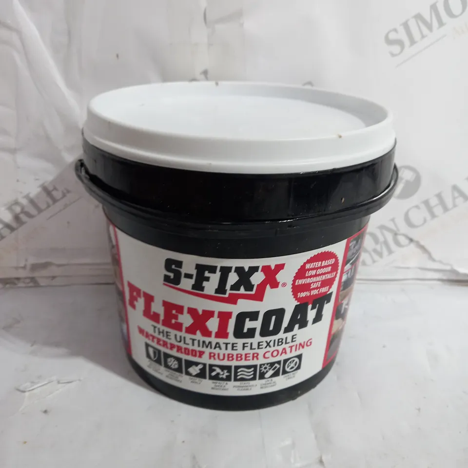 TUB OF APPROX 2KG SFIXX FLEXI COAT LIQUID RUBBER