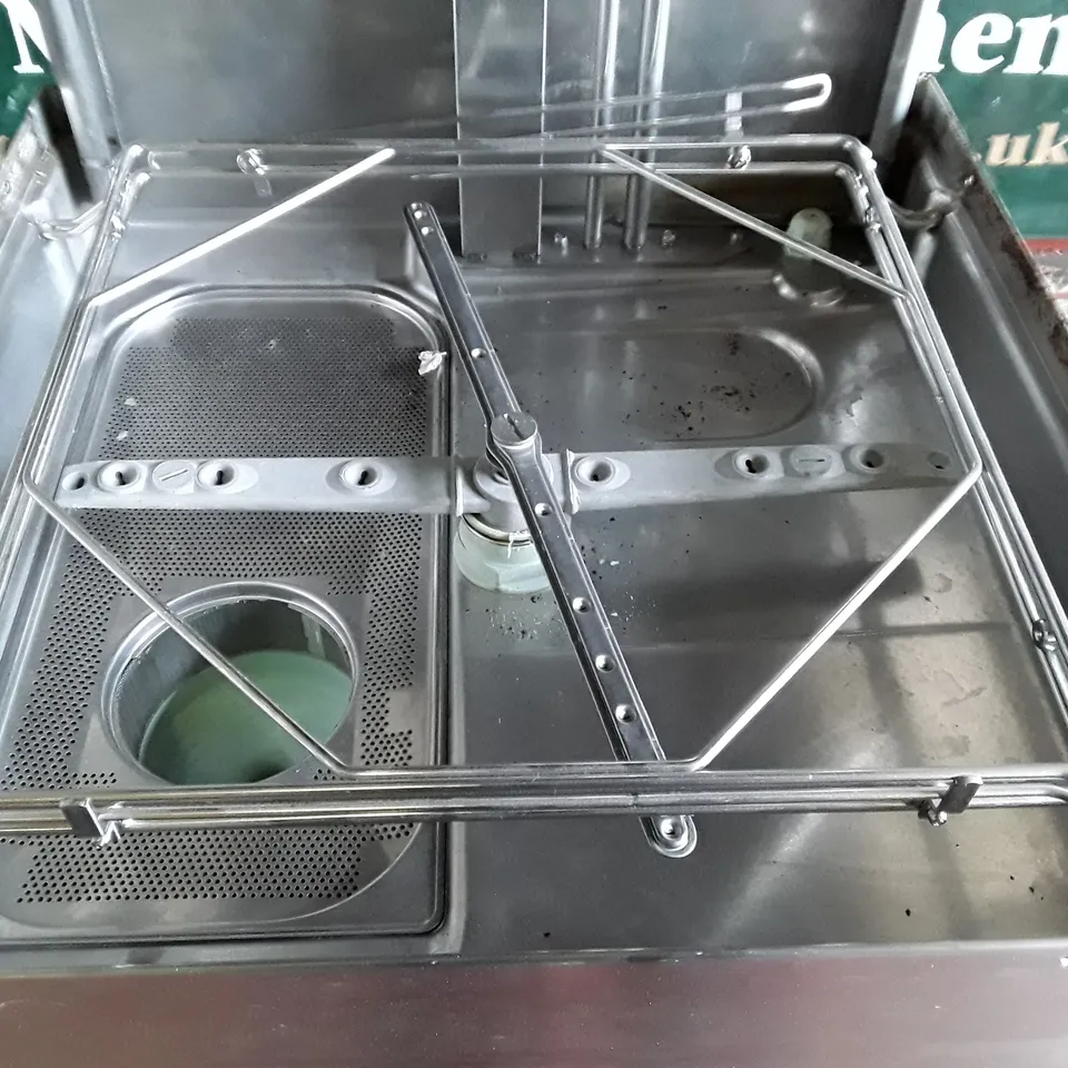 HOBART FREESTANDING CATERING DISHWASHER