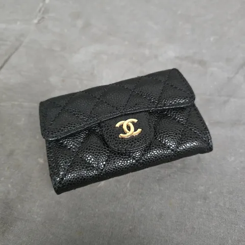 CHANEL BLACK QUILTED LEATHER PURSE