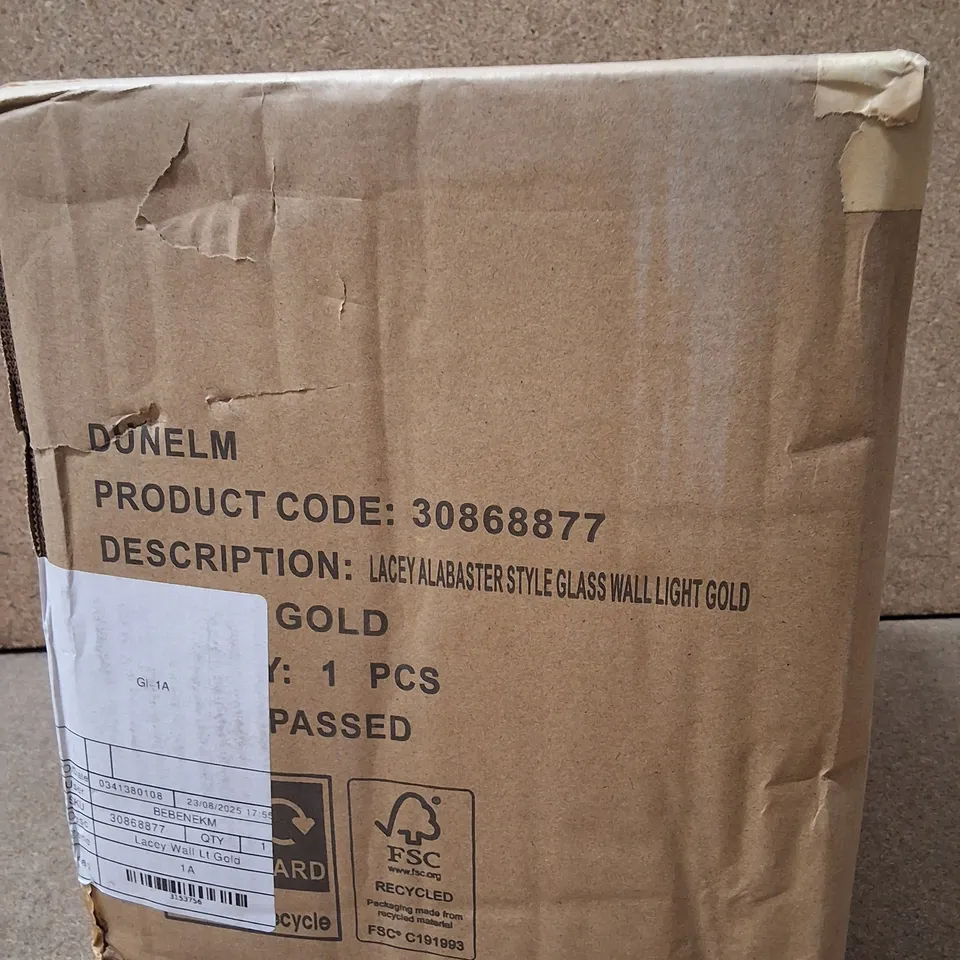 BOXED DUNELM LACEY WALL LIGHT – GOLD WITH ALABASTER GLASS