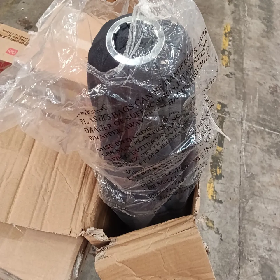 BOXED ELIZABETH PARASOL 2.2M - CARBON/ANTHRACITE (1 BOX)