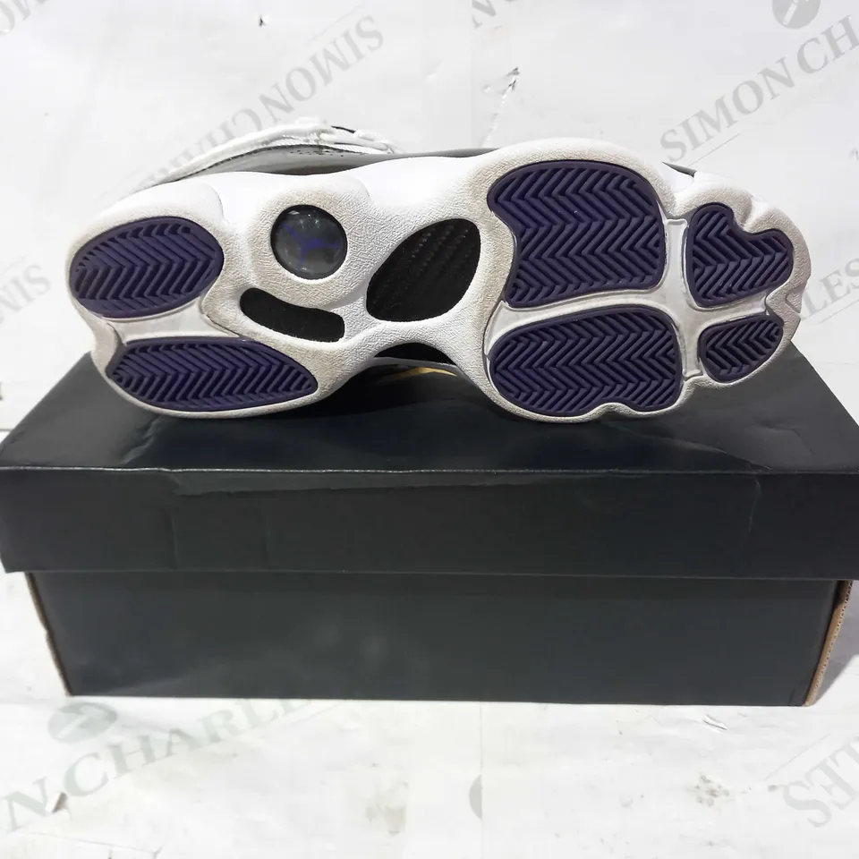 BOXED PAIR OF JORDAN 6 RINGS SHOES IN WHITE/BLACK UK SIZE 5.5