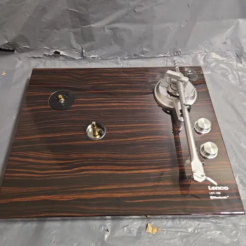 LENCO LBT-188WA TURNTABLE WITH BLUETOOTH TRANSMISSION