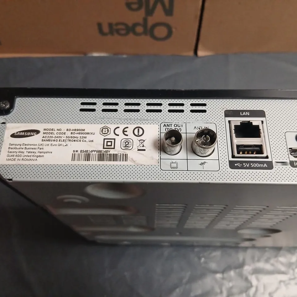 SAMSUNG BLU-RAY/DVD PLAYER – BLACK