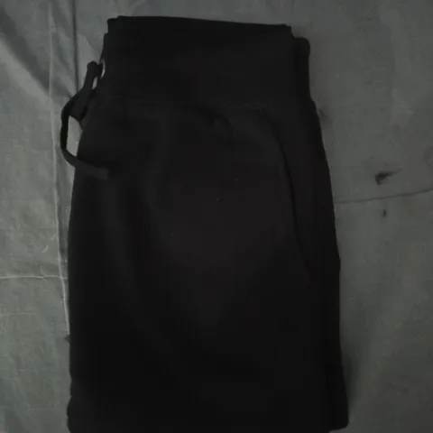 FRENCH CONNECTION JOGGERS IN BLACK SIZE MEDIUM