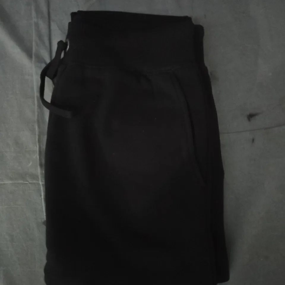 FRENCH CONNECTION JOGGERS IN BLACK SIZE MEDIUM