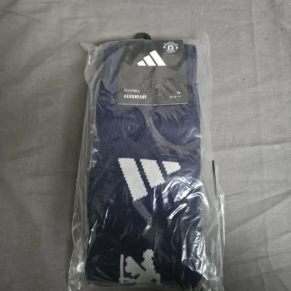 ADIDAS MANCHESTER UNITED SOCKS EU 40-42