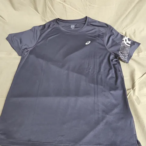 ASICS ICON SHORT SLEEVE TOP IN NAVY SIZE L