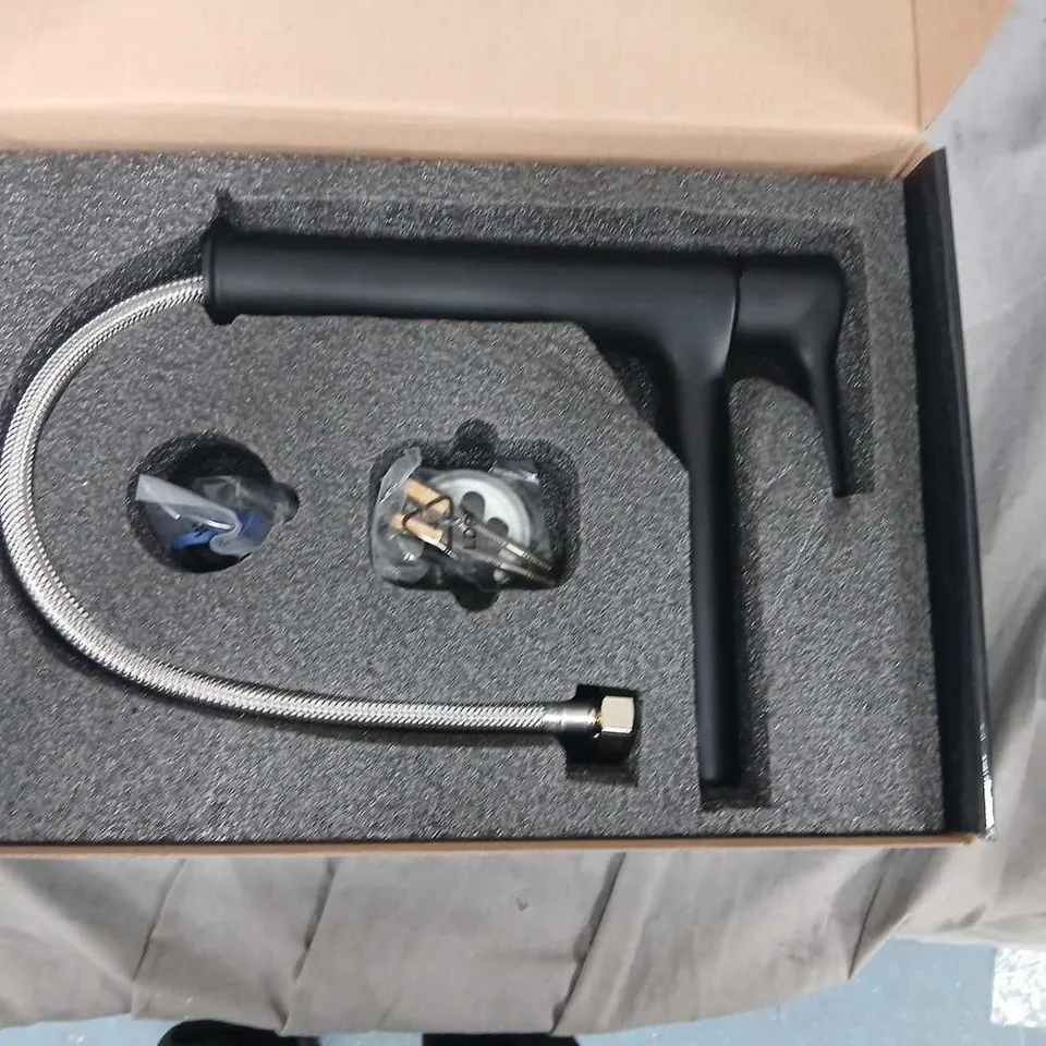 RAK SORRENTO MID HEIGHT BASIN MIXER IN BLACK