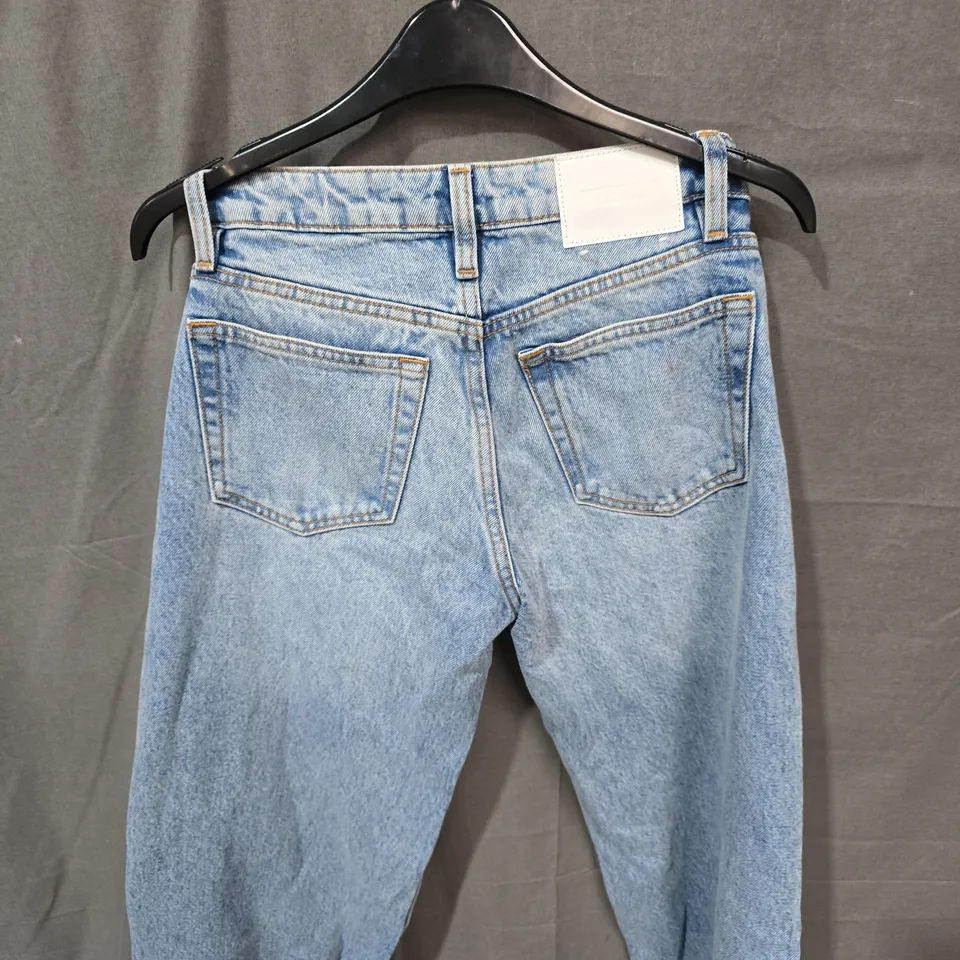 WEEKDAY DENIM JEANS – LIGHT WASH