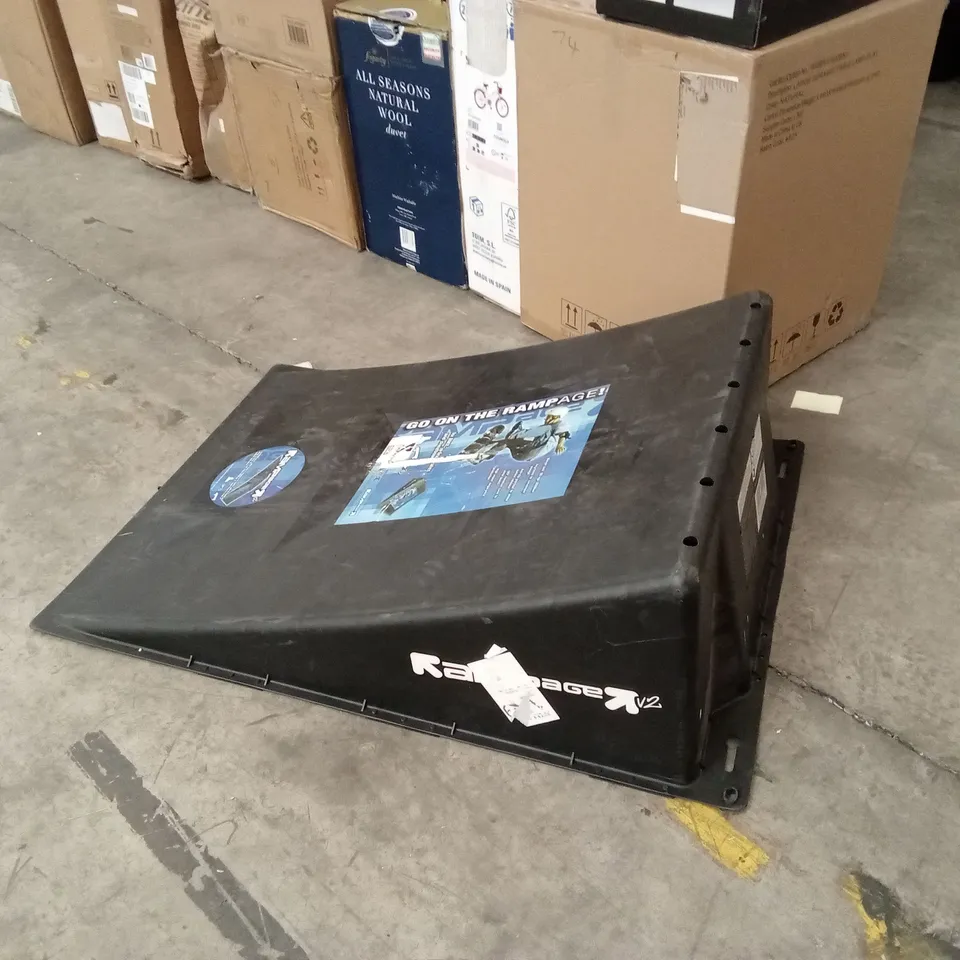 RAMPAGE SCOOTER/BIKE RAMP