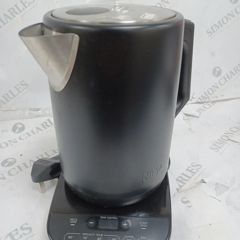 BOXED NINJA PERFECT TEMPERATURE KETTLE KT200UK