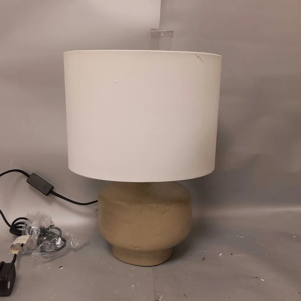 BOXED K BY KELLY HOPPEN CERAMIC TABLE LAMP