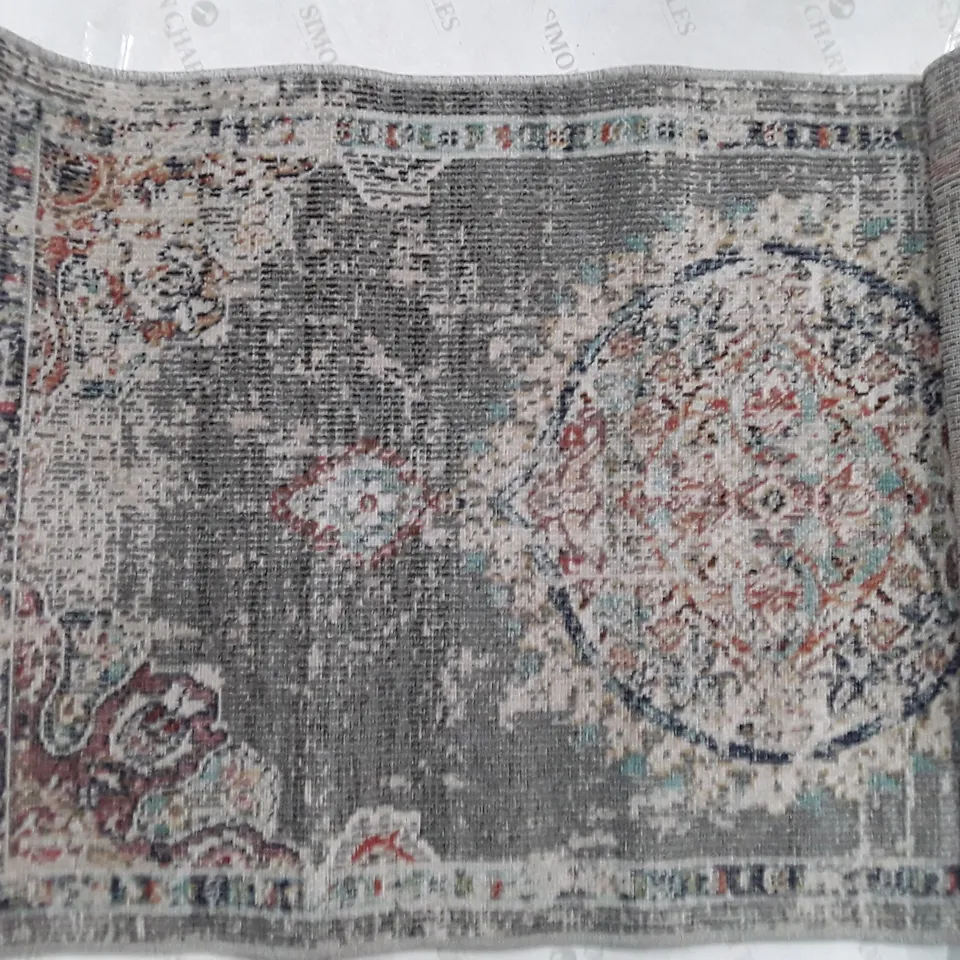 PACO HOME TORRES RUG IN GREY (80X150)