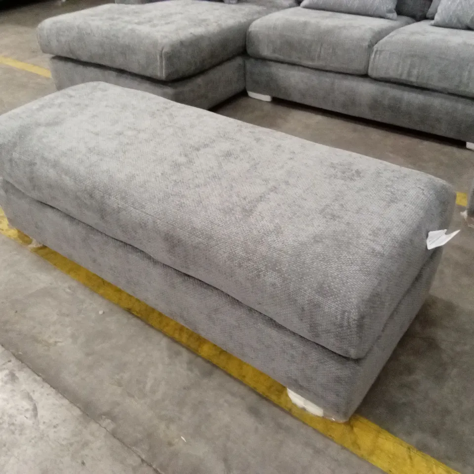 BROADGATE LARGE U-SHAPE MODULAR SOFA WITH FOOTSTOOL - GREY RRP £3299