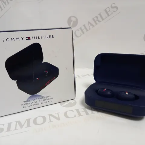 TOMMY HILFIGER NAVY WIRELESS EARBUDS